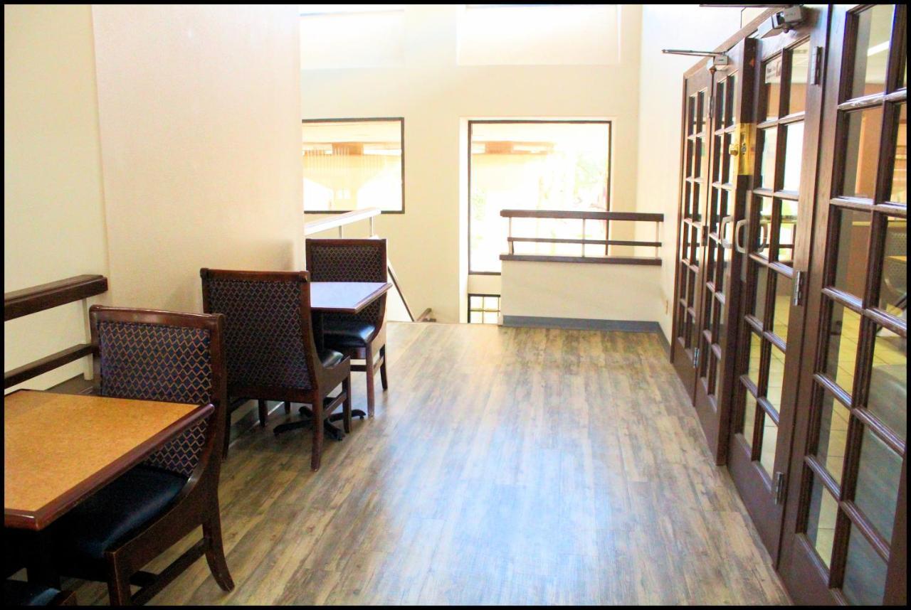 Hotel Ramada By Wyndham Tucson Airport Drexel Heights Exteriér fotografie