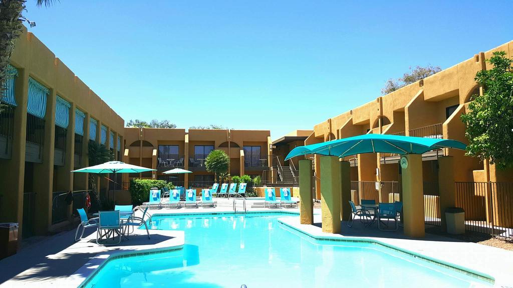 Hotel Ramada By Wyndham Tucson Airport Drexel Heights Exteriér fotografie